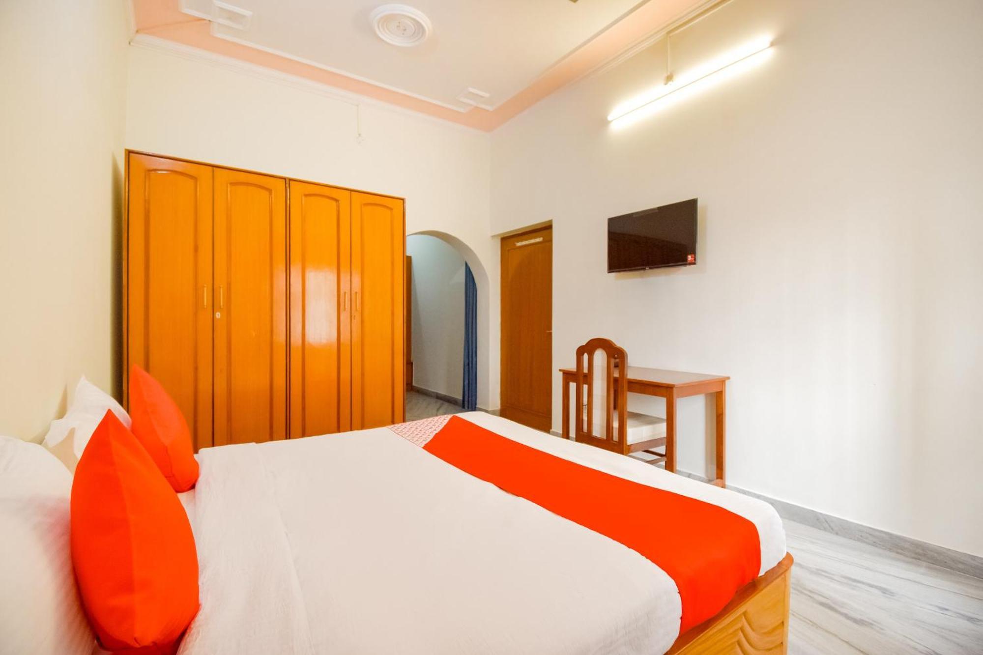 Hotel O Kusum Lodge Pandu Extérieur photo